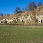 Near Bemelerberg Reserve בית נופש Bemelen